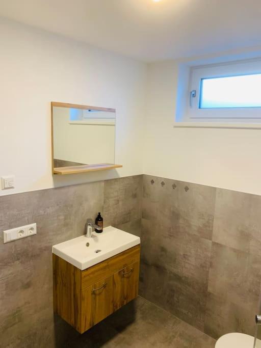 Moderne, Helle Ferienwohnung In Au Am Rhein Exterior foto